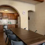 Moonshine Bed & Breakfast 3*