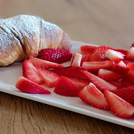 Bed & Breakfast Moonshine 3*