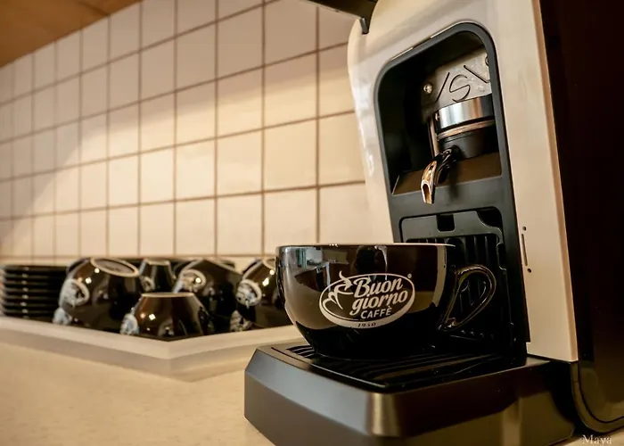 Oda ve Kahvaltı Moonshine Nadur